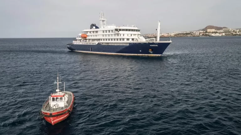 Canárias recebem megaoperação internacional para repatriar passageiros com hantavírus