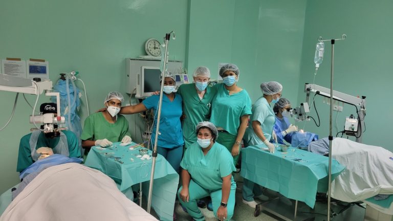 Suspensa greve dos profissionais de saúde