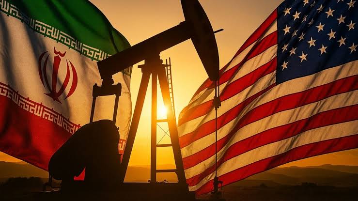 Tensão no Médio Oriente faz disparar petróleo e aumenta receios na economia mundial