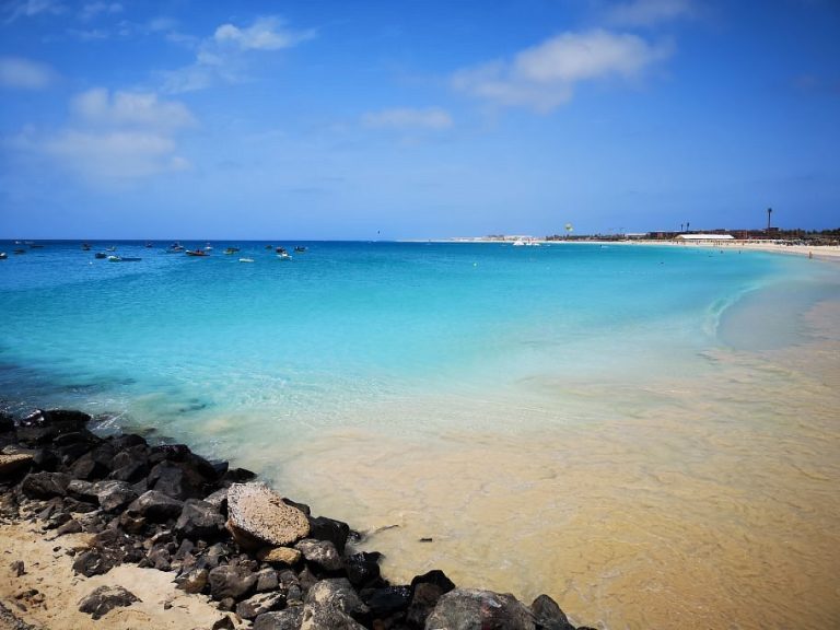 Praia de Santa Maria classificada como terceira melhor da África pelo Tripadvisor