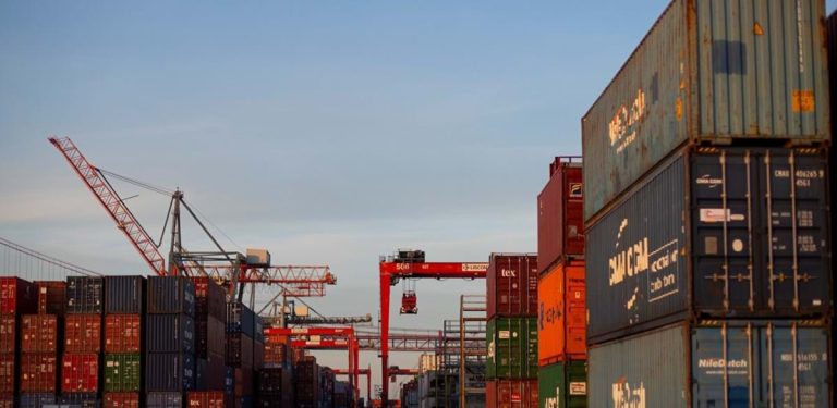 Índice de Preços do Comércio Externo diminui 1,6% em novembro 2023 