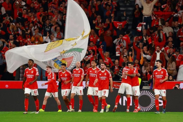 Benfica goleia FC Porto