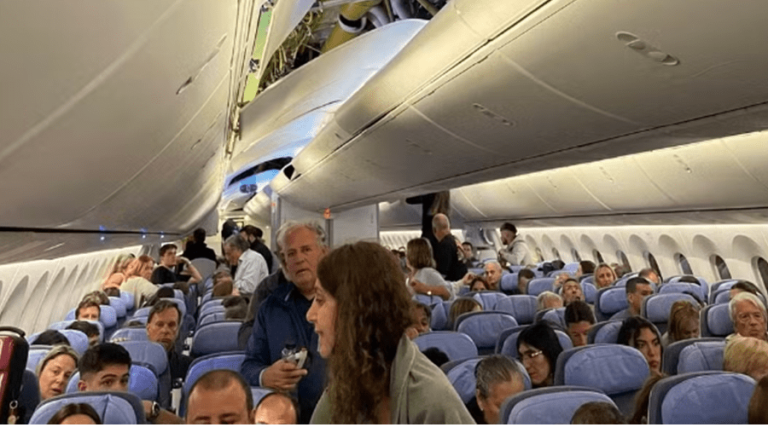 Forte turbulência em voo que partiu de Espanha rumo ao Uruguai faz 30 feridos