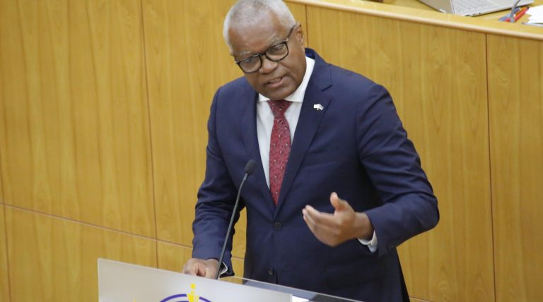 Diáspora é um dos “principais estabilizadores sociais e económicos” de Cabo Verde
