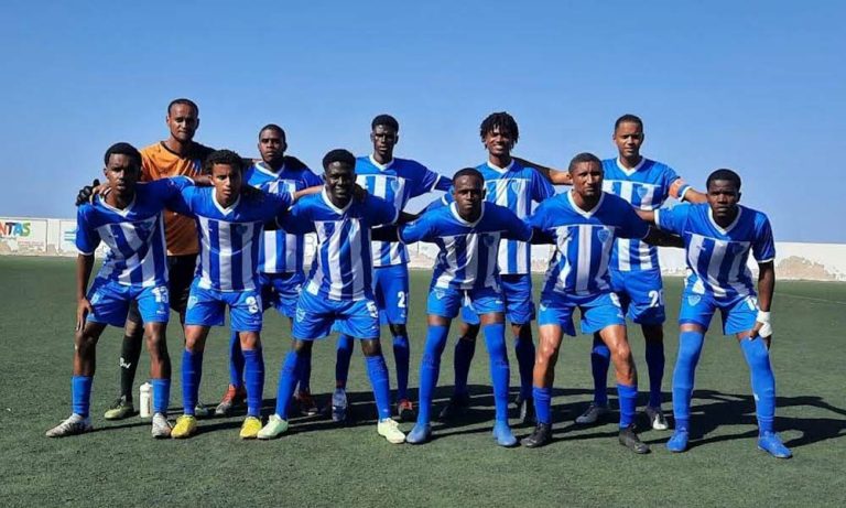 Juventude vence Académico no seu reduto