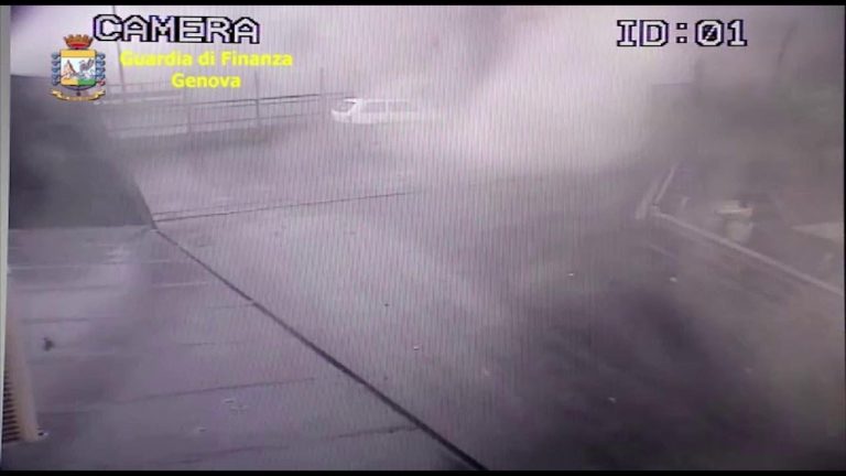 ITÁLIA: Novas imagens mostram momento em que ponte de Génova colapsa