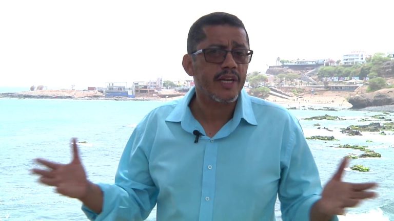 AJOC: Carlos Santos eleito Presidente