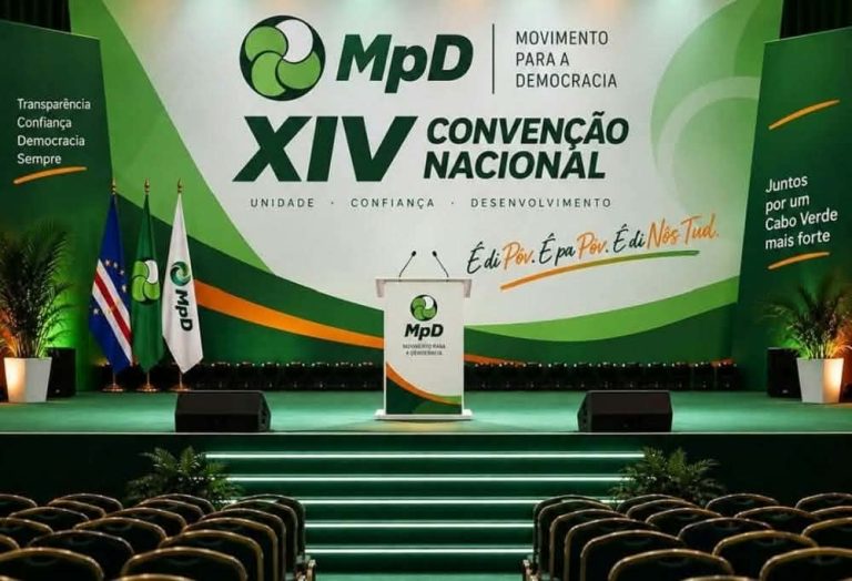 Convenção do MpD. Celso Ribeiro apela à união e defende regresso às bases para relançar o partido
