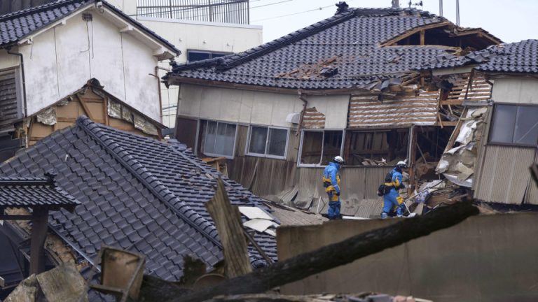 Sismo no Japão faz 48 vítimas mortais