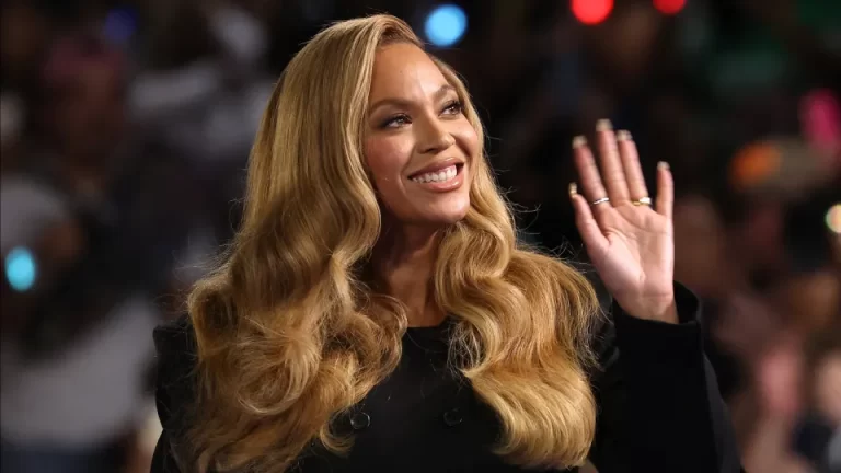 Beyoncé lidera nomeações aos Grammys