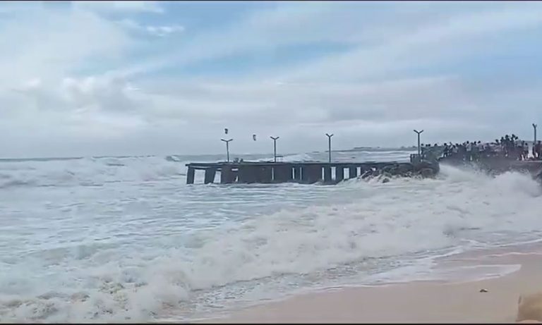 Construção de uma ponte flutuante até a reabilitação do Pontão é apontada como alternativa