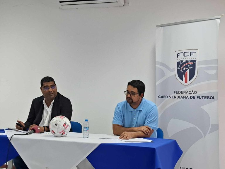 FCF apresenta à Comunicação Social programa da final do campeonato nacional de futebol 