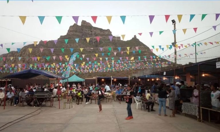 São Nicolau. Feira “Gostos e Sabores do Parque” com 11 expositores