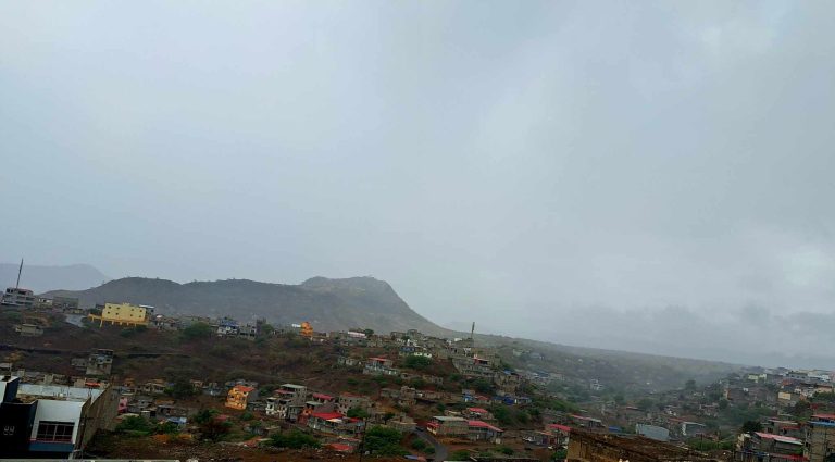 Chuva espreita Cidade da Praia neste domingo 