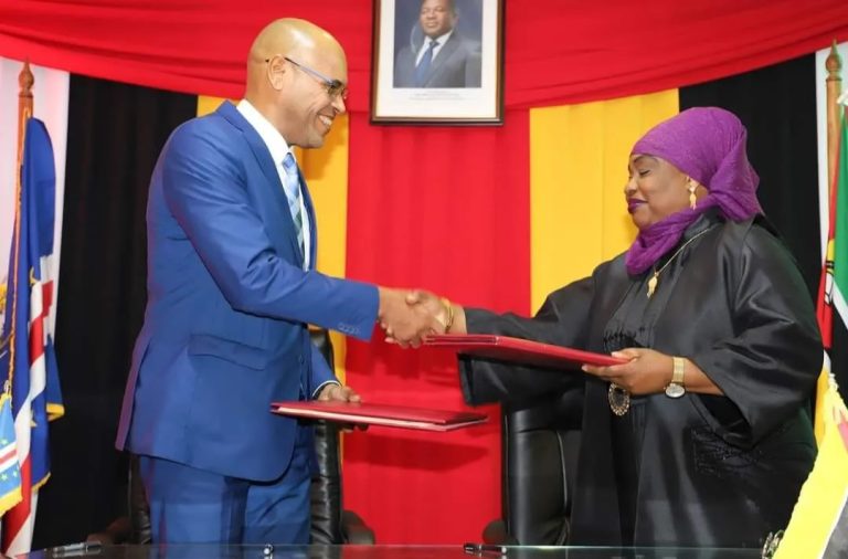 Cabo Verde e Moçambique fortalecem relações na área do trabalho e segurança social