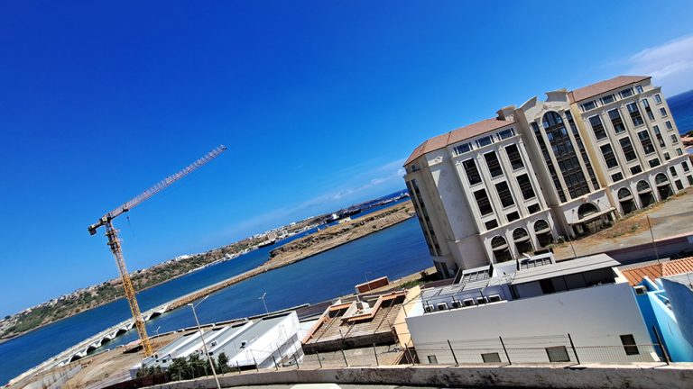 Desistência do projeto hotel-casino é “grande oportunidade” para Cidade da Praia