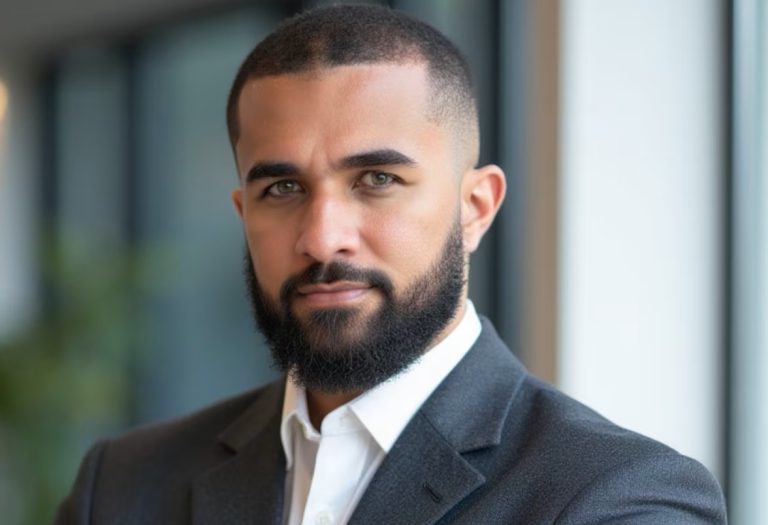 Cabo-verdiano Saulo Montrond em destaque no jornal Brasileiro Estadão