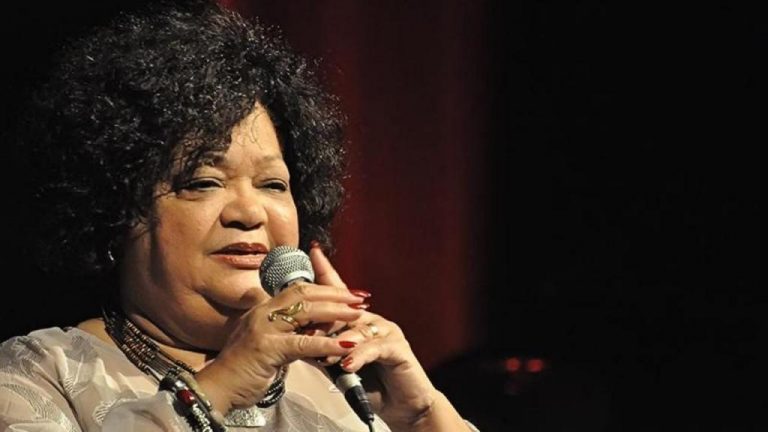Morreu Titina Rodrigues