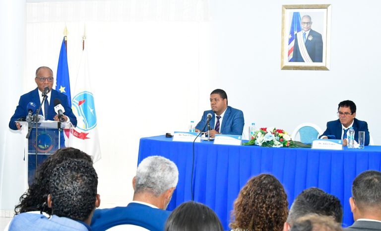 Primeiro-Ministro destaca compromisso do Governo com desenvolvimento da Ilha do Sal
