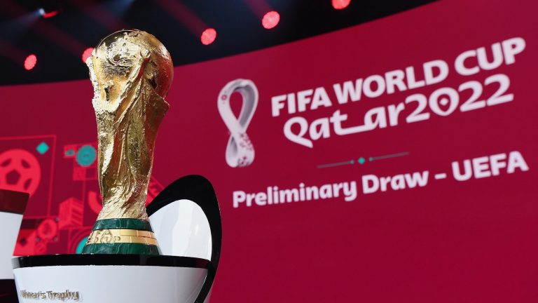 Definidos grupos para play-off do Mundial de Futebol
