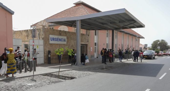 urgencia-hospital-agostinho-neto-han.