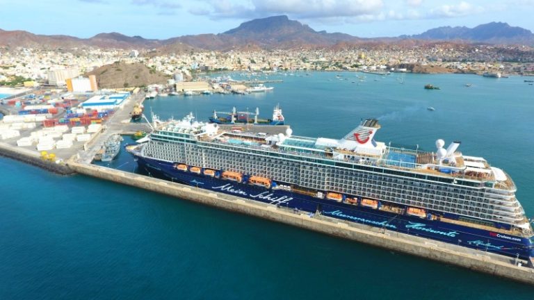Portos registam crescimento de 7,5% nas escalas de navio cruzeiros em 2023