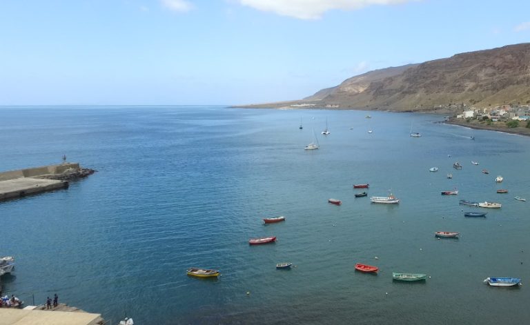 Ventos fortes levam ao cancelamento de viagens de barco em São Nicolau