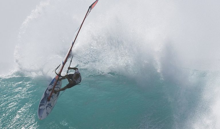 Windsurf. Contagem decrescente para Campeonato do Mundo em Ponta Preta