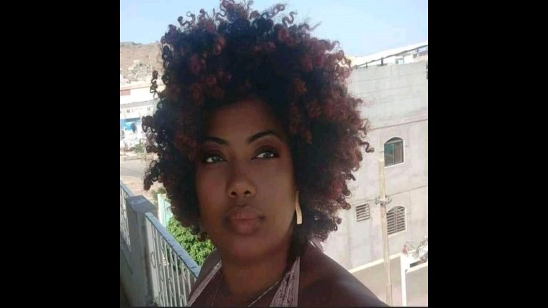 Última hora. Mulher põe termo à vida com filho menor ao lado